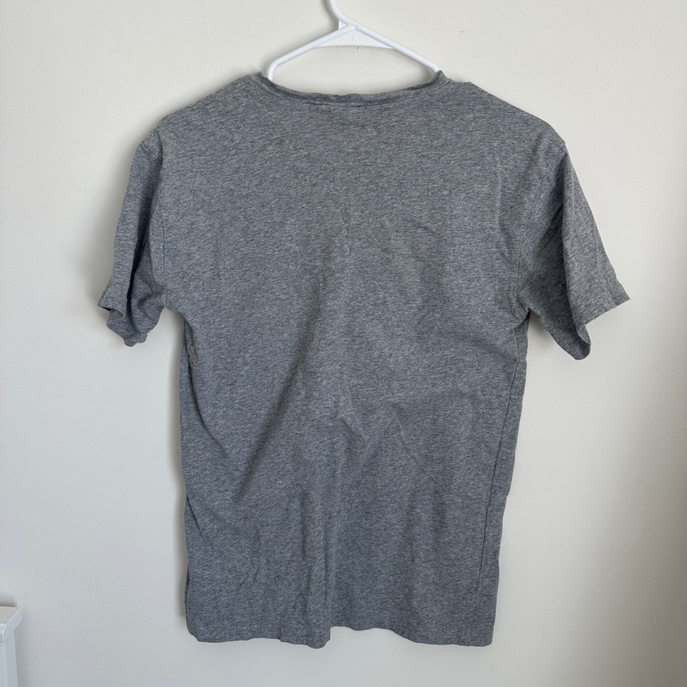 Aritzia TNA V Neck Classic Grey Tee Size 2XS XXS Oversized - Picture 4 of 4
